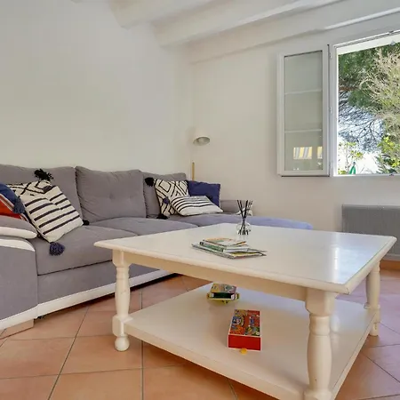 3 Bedroom Awesome Home In Saint-Georges-D'Oleron *