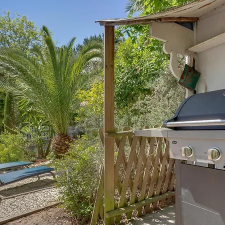 3 Bedroom Awesome Home In Saint-Georges-D'Oleron Casa de Férias Saint-Georges-d'Oleron