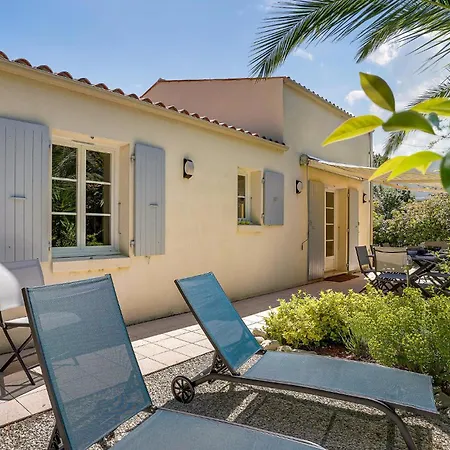 3 Bedroom Awesome Home In Saint-Georges-D'Oleron 생-조르주-돌레롱