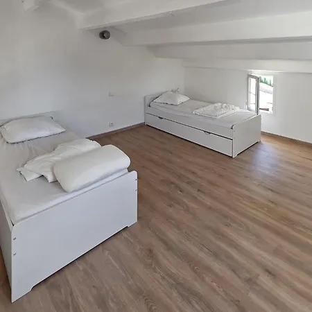 3 Bedroom Awesome Home In Saint-Georges-D'Oleron * 생-조르주-돌레롱