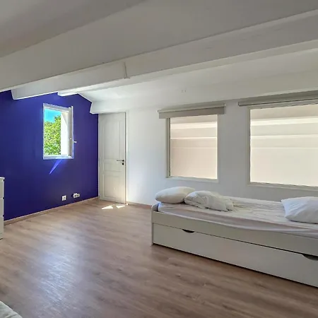 3 Bedroom Awesome Home In Saint-Georges-D'Oleron 펜션